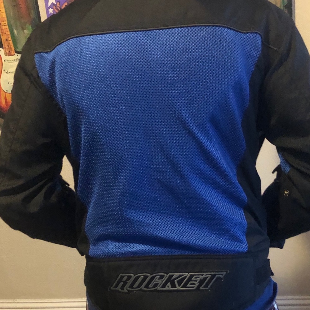 Joe Rocket - image 3